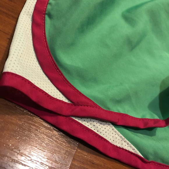 Nike Dri Fit Shorts. Size LG. Like new! - Picture 5 of 15